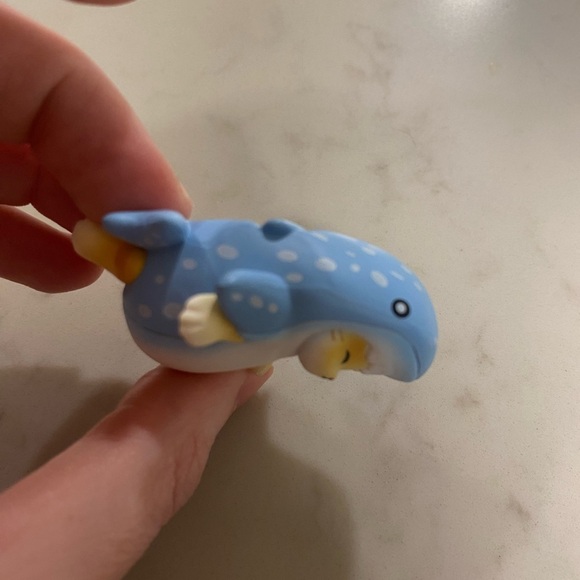 EUC Mofusand Shark Cat Figurine - Whale Shark - Picture 5 of 5